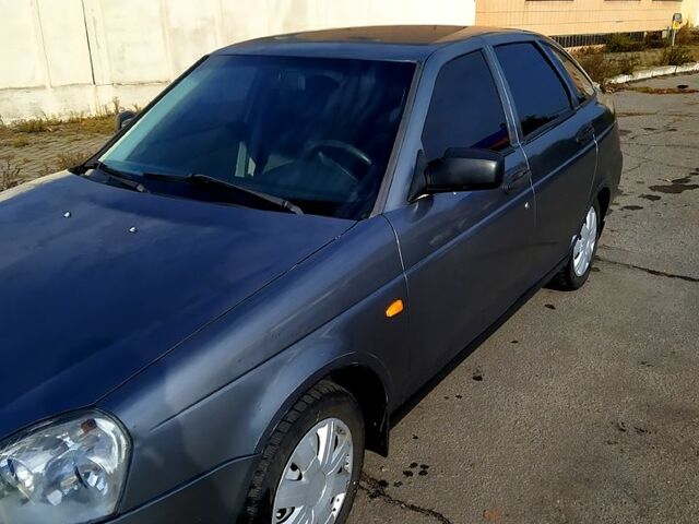 Серый ВАЗ Priora, объемом двигателя 1.6 л и пробегом 150 тыс. км за 2700 $, фото 9 на Automoto.ua