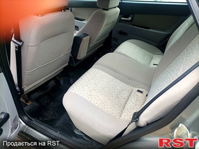 Серый ВАЗ Priora, объемом двигателя 1.6 л и пробегом 47 тыс. км за 4200 $, фото 7 на Automoto.ua