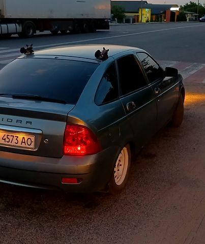 Серый ВАЗ Priora, объемом двигателя 1.6 л и пробегом 234 тыс. км за 1600 $, фото 4 на Automoto.ua