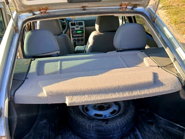 Серый ВАЗ Priora, объемом двигателя 1.6 л и пробегом 150 тыс. км за 2450 $, фото 3 на Automoto.ua