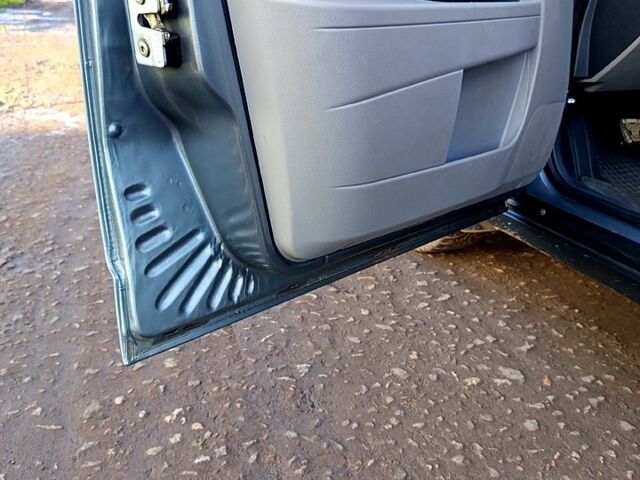 Серый ВАЗ Priora, объемом двигателя 1.6 л и пробегом 116 тыс. км за 3300 $, фото 5 на Automoto.ua