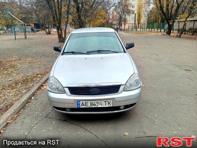 Серый ВАЗ Priora, объемом двигателя 1.6 л и пробегом 180 тыс. км за 2500 $, фото 5 на Automoto.ua