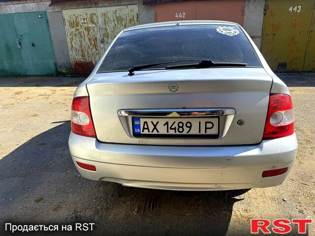 Серый ВАЗ Priora, объемом двигателя 1.6 л и пробегом 140 тыс. км за 2100 $, фото 2 на Automoto.ua
