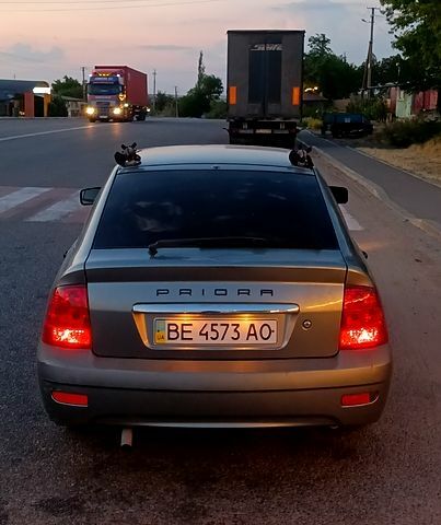 Серый ВАЗ Priora, объемом двигателя 1.6 л и пробегом 234 тыс. км за 1600 $, фото 5 на Automoto.ua