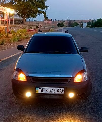 Серый ВАЗ Priora, объемом двигателя 1.6 л и пробегом 234 тыс. км за 1600 $, фото 2 на Automoto.ua