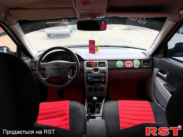 Сірий ВАЗ Priora, об'ємом двигуна 1.6 л та пробігом 0 тис. км за 1500 $, фото 6 на Automoto.ua