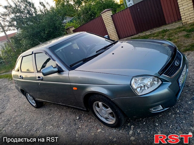 Сірий ВАЗ Priora, об'ємом двигуна 1.6 л та пробігом 192 тис. км за 2350 $, фото 2 на Automoto.ua