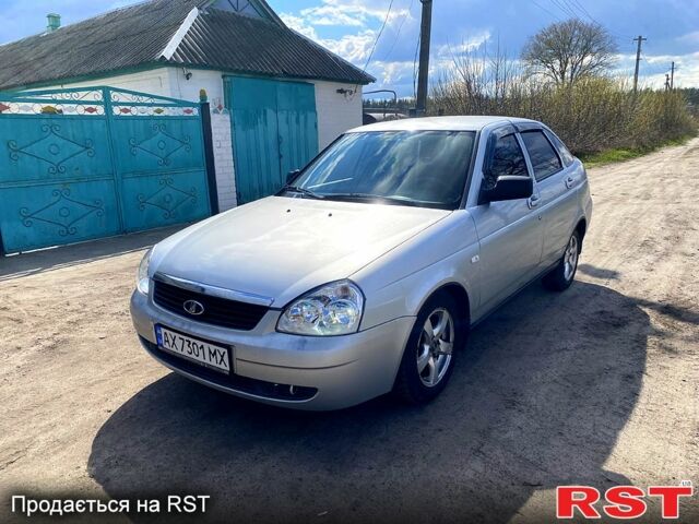Серый ВАЗ Priora, объемом двигателя 1.6 л и пробегом 180 тыс. км за 2300 $, фото 1 на Automoto.ua