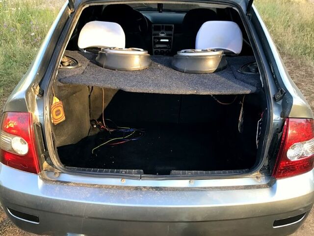 Серый ВАЗ Priora, объемом двигателя 1.6 л и пробегом 235 тыс. км за 3200 $, фото 9 на Automoto.ua