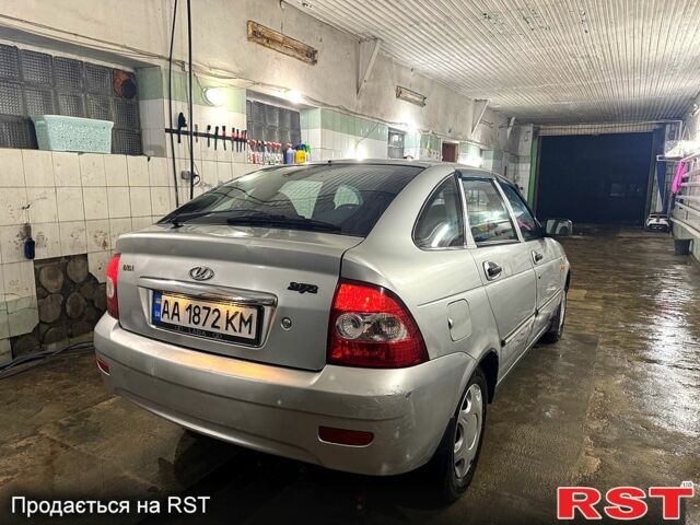 Серый ВАЗ Priora, объемом двигателя 1.6 л и пробегом 187 тыс. км за 2000 $, фото 7 на Automoto.ua