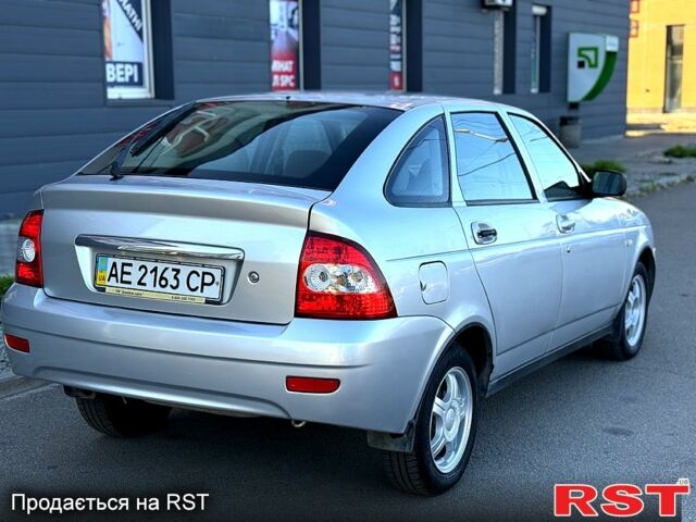 Серый ВАЗ Priora, объемом двигателя 1.6 л и пробегом 125 тыс. км за 2750 $, фото 2 на Automoto.ua