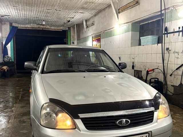 Серый ВАЗ Priora, объемом двигателя 1.6 л и пробегом 187 тыс. км за 2000 $, фото 6 на Automoto.ua