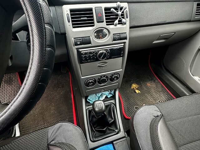 Сірий ВАЗ Priora, об'ємом двигуна 1.6 л та пробігом 101 тис. км за 3300 $, фото 8 на Automoto.ua