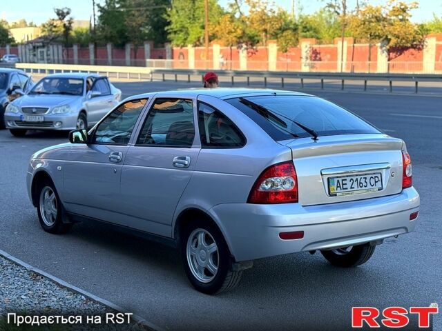 Серый ВАЗ Priora, объемом двигателя 1.6 л и пробегом 125 тыс. км за 2750 $, фото 1 на Automoto.ua