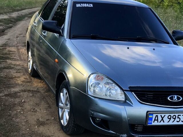 Серый ВАЗ Priora, объемом двигателя 1.6 л и пробегом 235 тыс. км за 3200 $, фото 5 на Automoto.ua