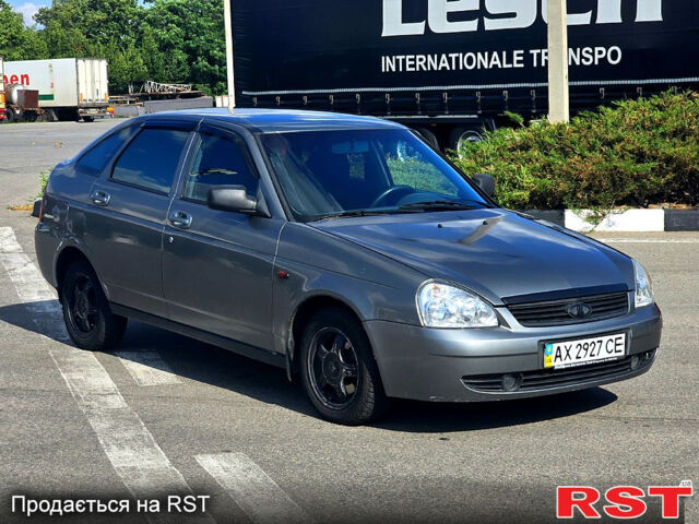Серый ВАЗ Priora, объемом двигателя 1.6 л и пробегом 250 тыс. км за 1600 $, фото 5 на Automoto.ua