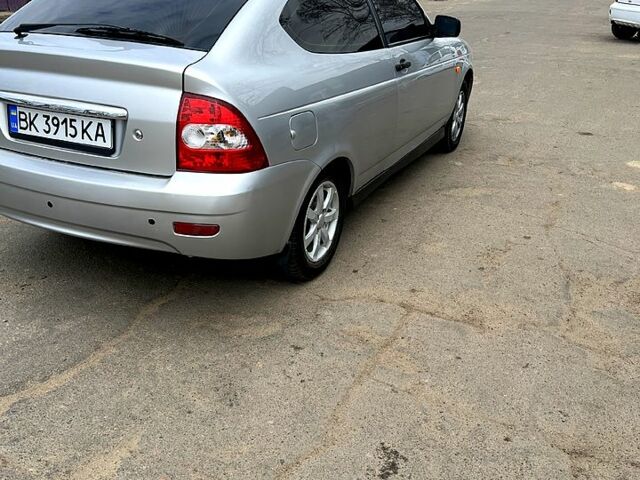 Серый ВАЗ Priora, объемом двигателя 1.6 л и пробегом 0 тыс. км за 4000 $, фото 7 на Automoto.ua