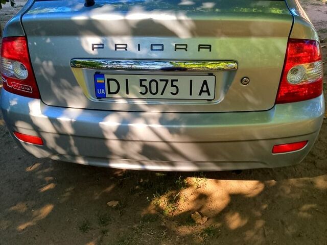 Серый ВАЗ Priora, объемом двигателя 1.6 л и пробегом 114 тыс. км за 3000 $, фото 2 на Automoto.ua