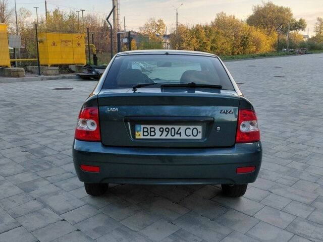 Серый ВАЗ Priora, объемом двигателя 1.6 л и пробегом 85 тыс. км за 3350 $, фото 5 на Automoto.ua