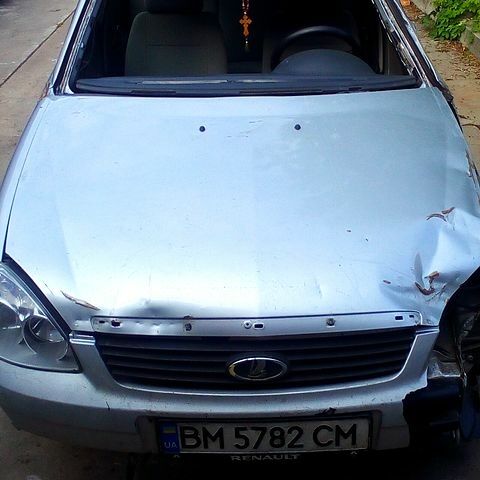 Серый ВАЗ Priora, объемом двигателя 1.6 л и пробегом 186 тыс. км за 1000 $, фото 1 на Automoto.ua