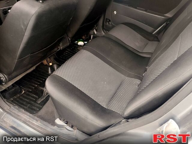 ВАЗ Priora 2013 в Киеве на Automoto.ua Серый ВАЗ Priora, объемом двигателя 1.6 л и пробегом 180 тыс. км за 3850 $, фото 6 на Automoto.ua