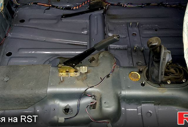 Сірий ВАЗ Priora, об'ємом двигуна 1.6 л та пробігом 122 тис. км за 2850 $, фото 12 на Automoto.ua