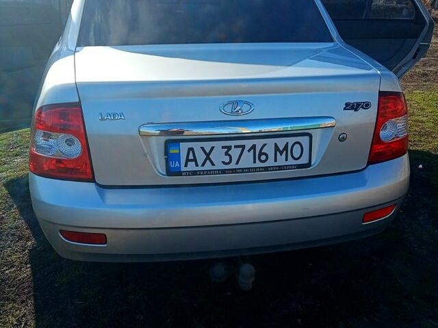 Серый ВАЗ Priora, объемом двигателя 16 л и пробегом 174 тыс. км за 3000 $, фото 1 на Automoto.ua