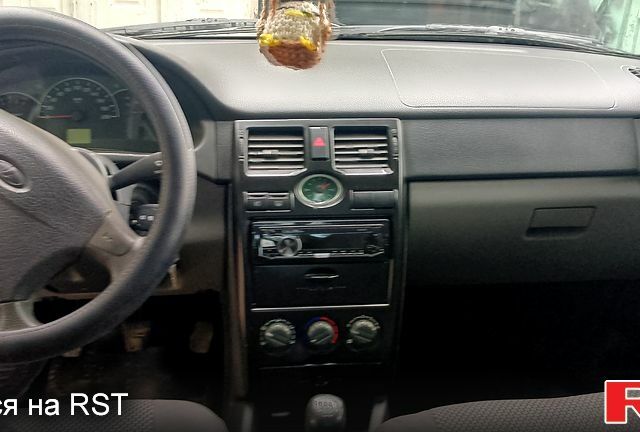 Сірий ВАЗ Priora, об'ємом двигуна 1.6 л та пробігом 122 тис. км за 2850 $, фото 7 на Automoto.ua