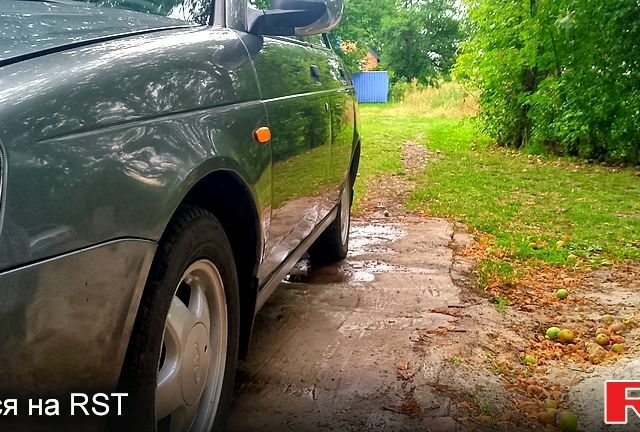 Сірий ВАЗ Priora, об'ємом двигуна 1.6 л та пробігом 122 тис. км за 2850 $, фото 6 на Automoto.ua