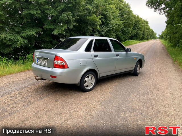 Серый ВАЗ Priora, объемом двигателя 1.6 л и пробегом 190 тыс. км за 2599 $, фото 2 на Automoto.ua