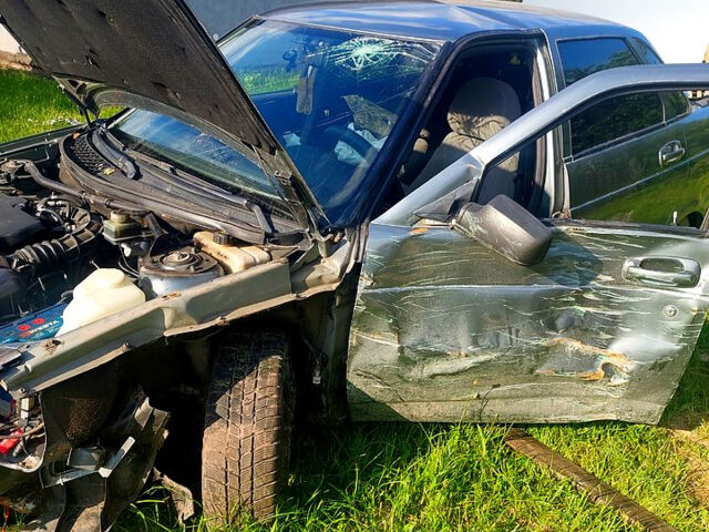 Серый ВАЗ Priora, объемом двигателя 1.6 л и пробегом 198 тыс. км за 720 $, фото 4 на Automoto.ua