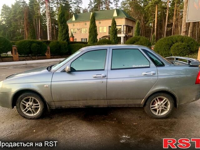 Сірий ВАЗ Priora, об'ємом двигуна 1.6 л та пробігом 0 тис. км за 1999 $, фото 4 на Automoto.ua
