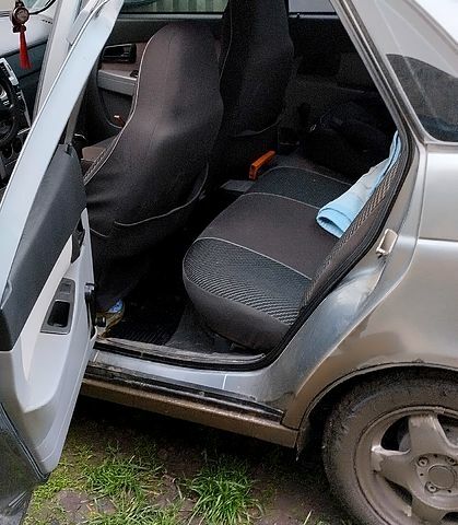 Серый ВАЗ Priora, объемом двигателя 1.6 л и пробегом 337 тыс. км за 1850 $, фото 4 на Automoto.ua