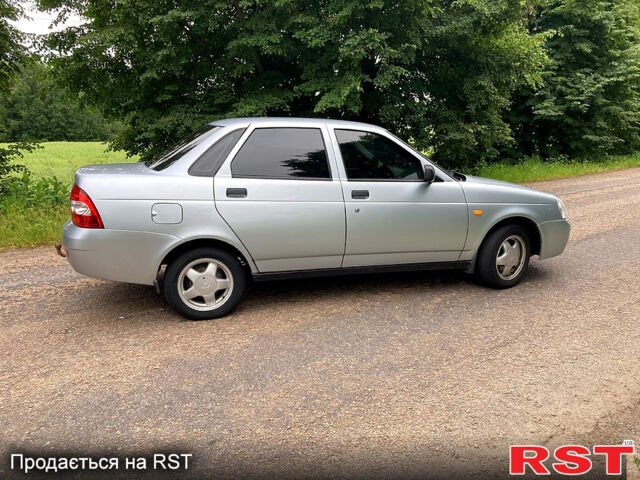 Серый ВАЗ Priora, объемом двигателя 1.6 л и пробегом 190 тыс. км за 2599 $, фото 3 на Automoto.ua