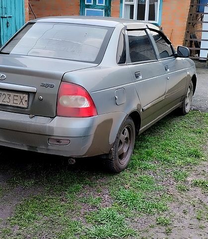 Серый ВАЗ Priora, объемом двигателя 1.6 л и пробегом 337 тыс. км за 1850 $, фото 2 на Automoto.ua