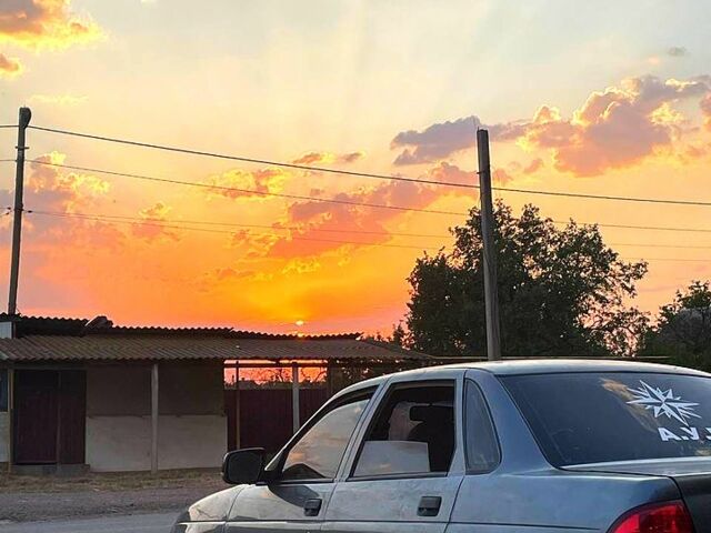 Сірий ВАЗ Priora, об'ємом двигуна 1.6 л та пробігом 200 тис. км за 1700 $, фото 2 на Automoto.ua