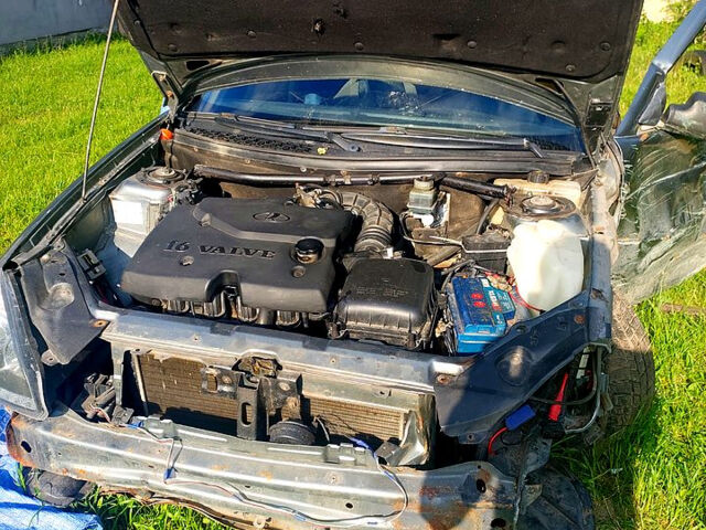 Серый ВАЗ Priora, объемом двигателя 1.6 л и пробегом 198 тыс. км за 720 $, фото 5 на Automoto.ua