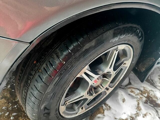 Сірий ВАЗ Priora, об'ємом двигуна 1.6 л та пробігом 113 тис. км за 3200 $, фото 10 на Automoto.ua