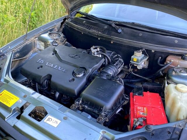 Серый ВАЗ Priora, объемом двигателя 1.6 л и пробегом 182 тыс. км за 2700 $, фото 11 на Automoto.ua