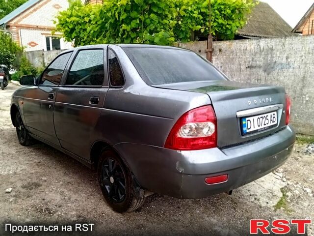 Серый ВАЗ Priora, объемом двигателя 1.6 л и пробегом 136 тыс. км за 1750 $, фото 2 на Automoto.ua