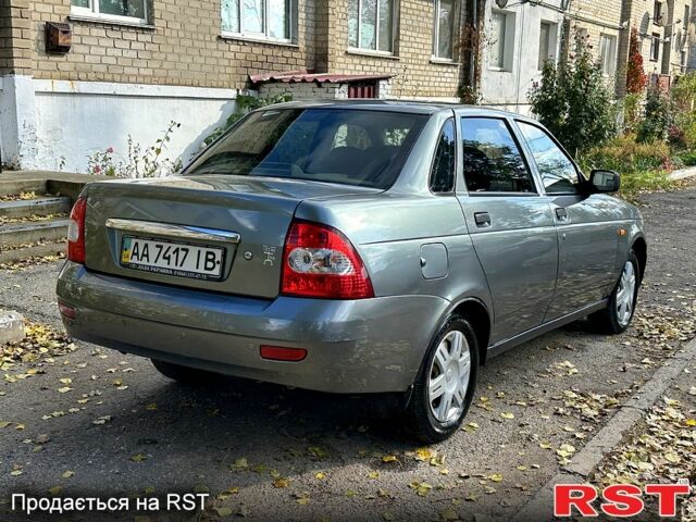 Серый ВАЗ Priora, объемом двигателя 1.6 л и пробегом 145 тыс. км за 2750 $, фото 2 на Automoto.ua