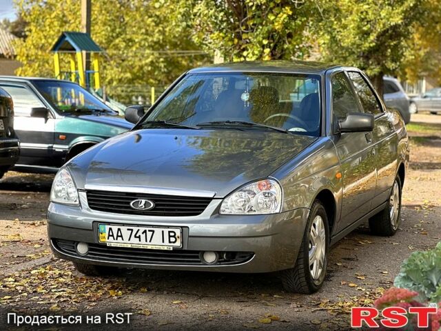 Серый ВАЗ Priora, объемом двигателя 1.6 л и пробегом 145 тыс. км за 2750 $, фото 1 на Automoto.ua