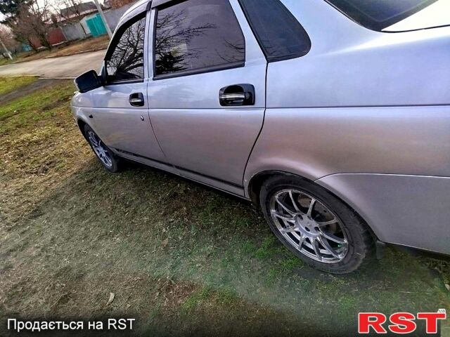 Серый ВАЗ Priora, объемом двигателя 1.6 л и пробегом 0 тыс. км за 2100 $, фото 4 на Automoto.ua