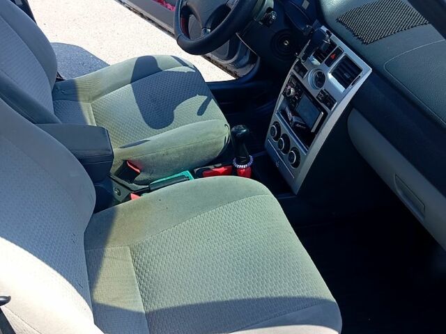 Сірий ВАЗ Priora, об'ємом двигуна 1.6 л та пробігом 187 тис. км за 2400 $, фото 10 на Automoto.ua