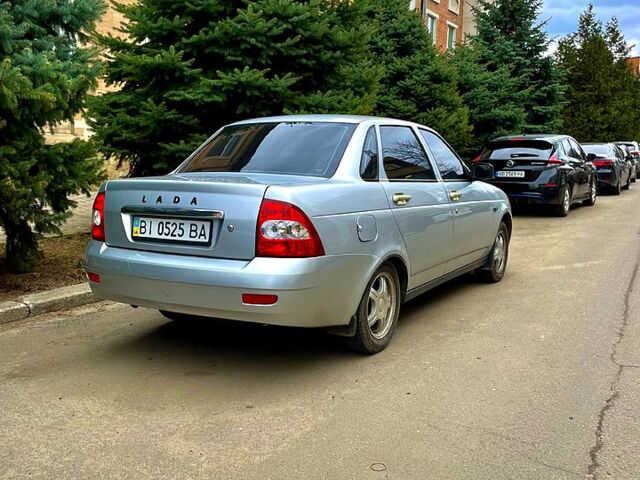 Сірий ВАЗ Priora, об'ємом двигуна 1.6 л та пробігом 180 тис. км за 3200 $, фото 1 на Automoto.ua