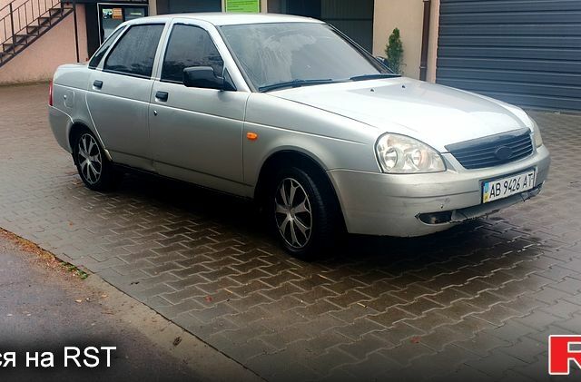 Серый ВАЗ Priora, объемом двигателя 1.6 л и пробегом 200 тыс. км за 1600 $, фото 2 на Automoto.ua