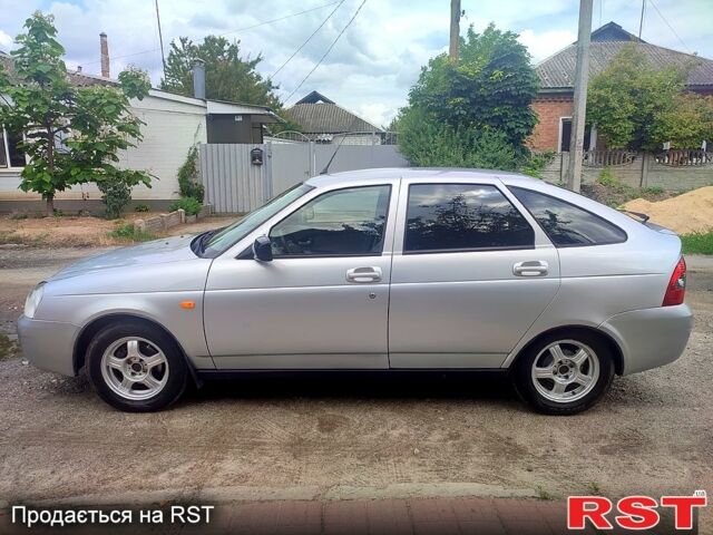 Серый ВАЗ Priora, объемом двигателя 1.6 л и пробегом 117 тыс. км за 2850 $, фото 1 на Automoto.ua