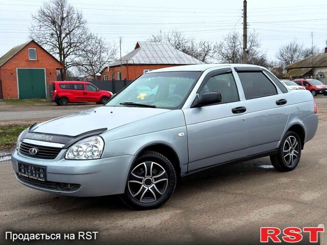 Серый ВАЗ Priora, объемом двигателя 1.6 л и пробегом 229 тыс. км за 2590 $, фото 1 на Automoto.ua