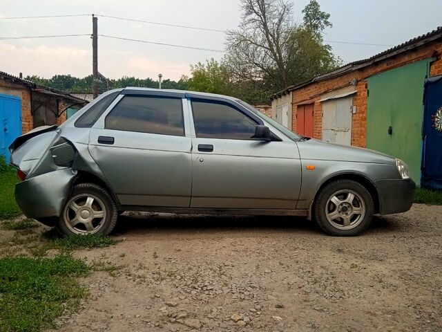 Сірий ВАЗ Priora, об'ємом двигуна 1.6 л та пробігом 157 тис. км за 1500 $, фото 3 на Automoto.ua