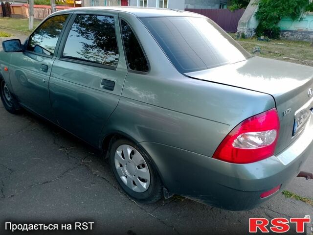 Серый ВАЗ Priora, объемом двигателя 1.6 л и пробегом 260 тыс. км за 2300 $, фото 1 на Automoto.ua